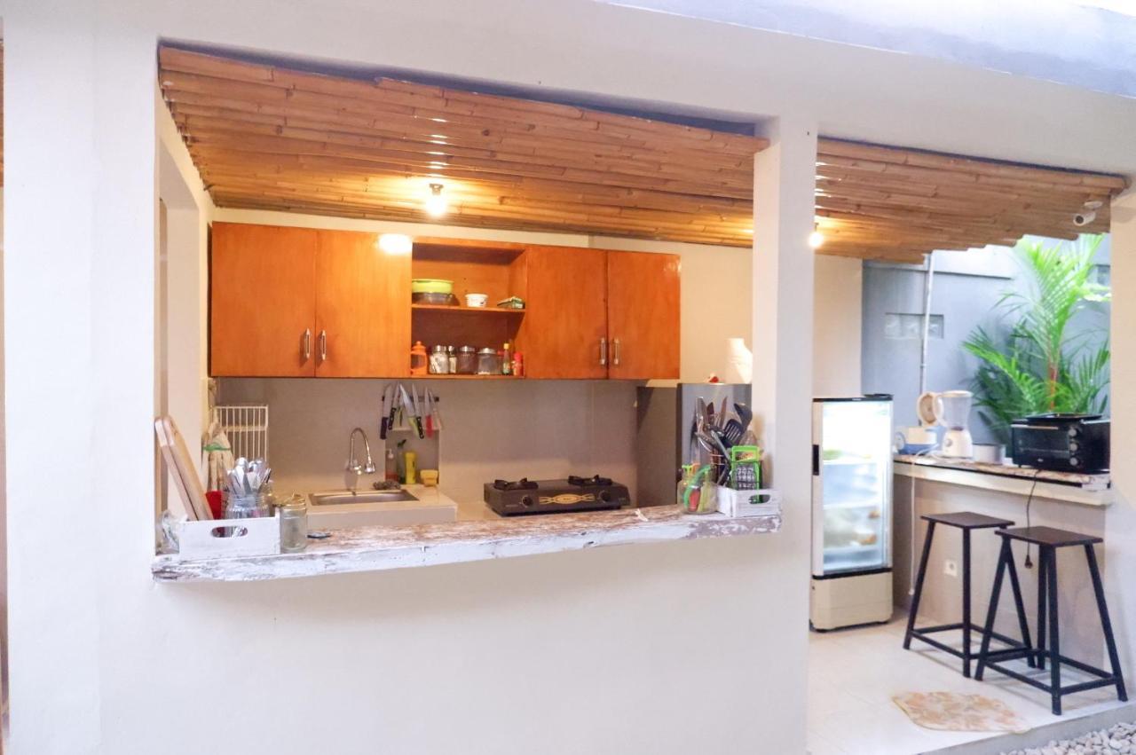 Andy Guesthouse Canggu Εξωτερικό φωτογραφία