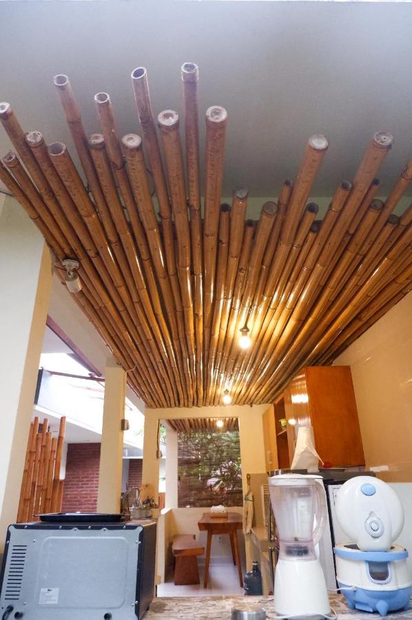 Andy Guesthouse Canggu Εξωτερικό φωτογραφία