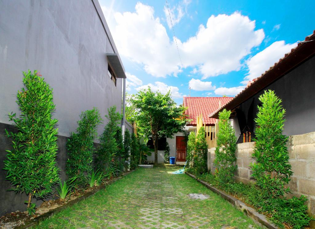 Andy Guesthouse Canggu Εξωτερικό φωτογραφία