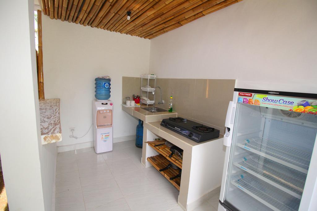 Andy Guesthouse Canggu Εξωτερικό φωτογραφία
