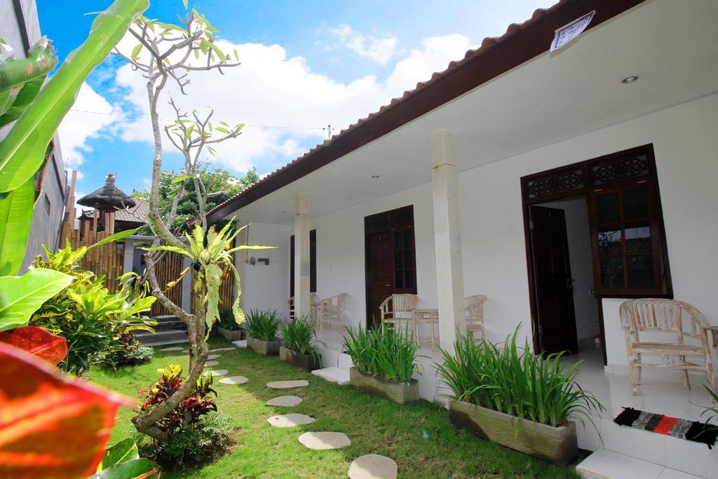 Andy Guesthouse Canggu Εξωτερικό φωτογραφία