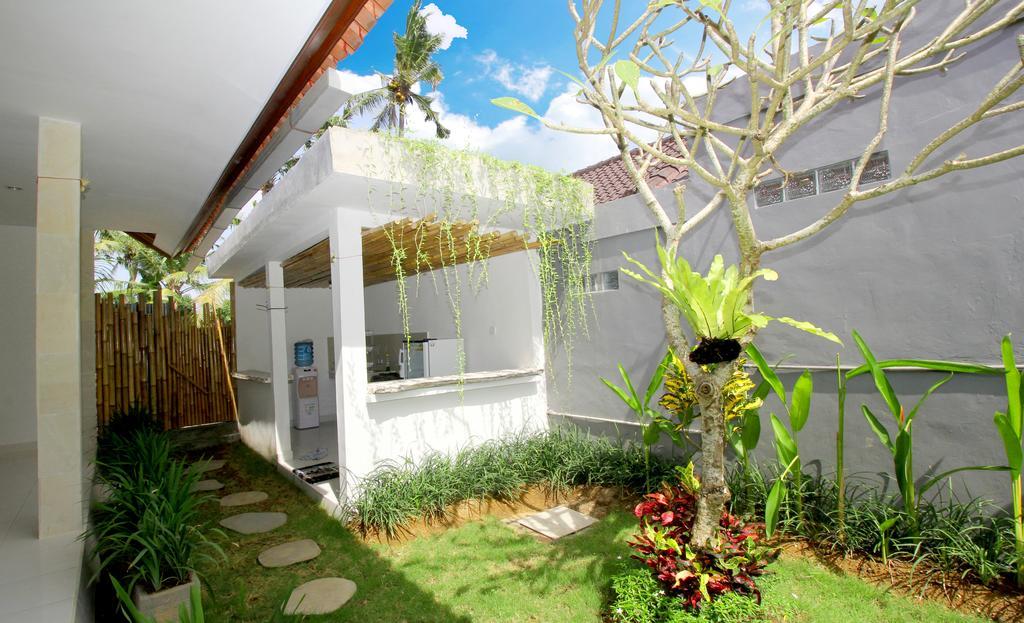 Andy Guesthouse Canggu Εξωτερικό φωτογραφία
