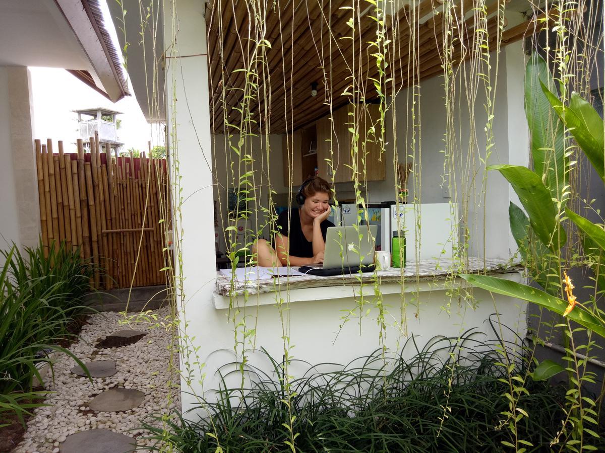 Andy Guesthouse Canggu Εξωτερικό φωτογραφία